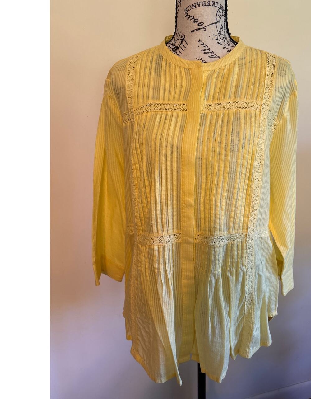 Coldwater Creek Yellow Pinpoint Pattern LS Top Large 14/16